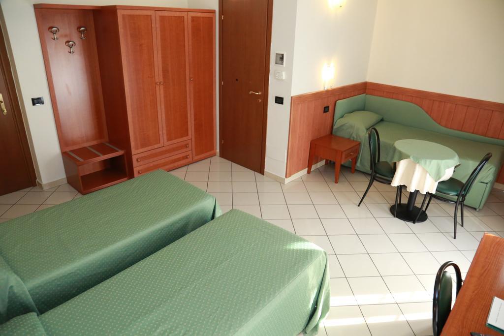 Hotel Dore มิลาน ภายนอก รูปภาพ